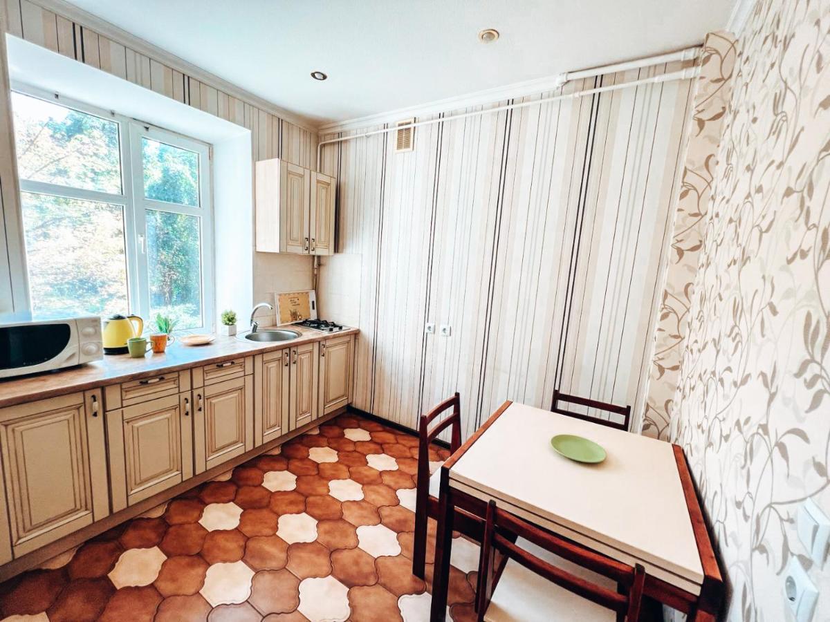 Квартира В Центре Крещатика Kiev Buitenkant foto